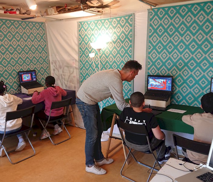 GRAND YEUX GRANDES OREILLES