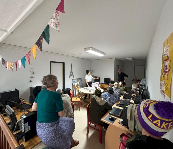 Association Parle avec Elles